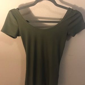 Scoop neck top